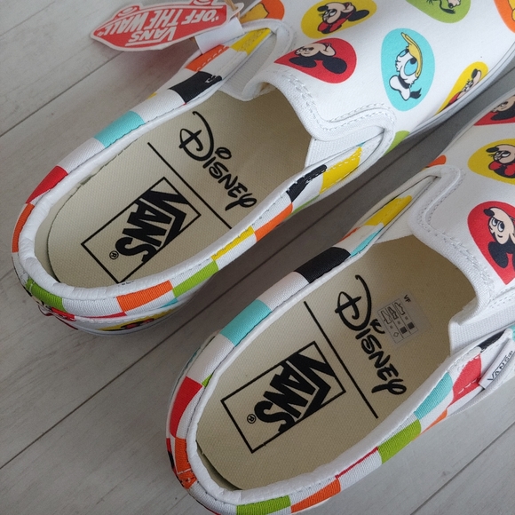 VANS x Disney NEW 50th Anniversary Character Button Slip On Shoes - Picture 7 of 11